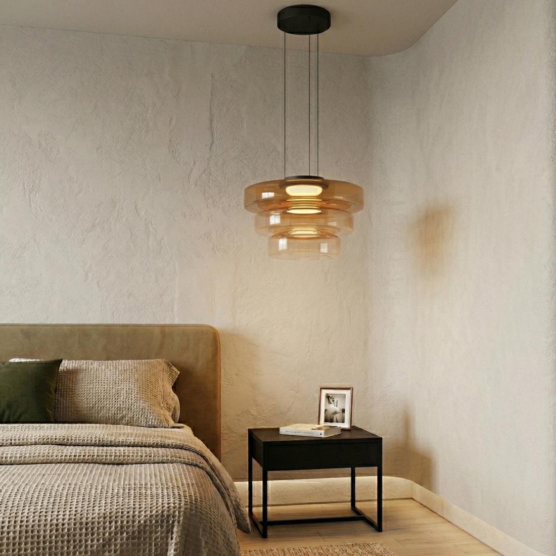 Meridian Glass Pendant Light