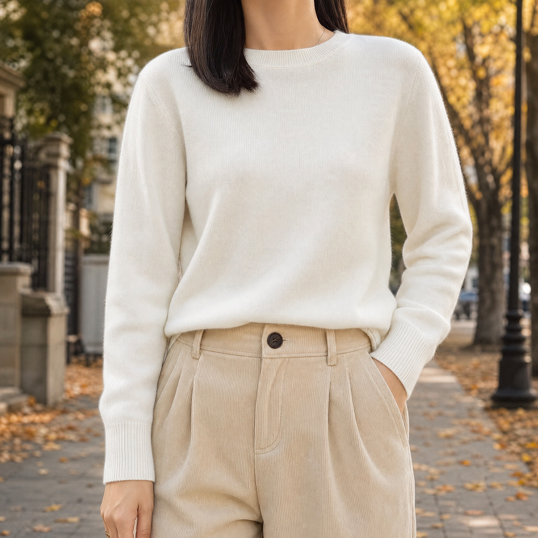 Alexandra-Pearl Crew Neck Sweater - White