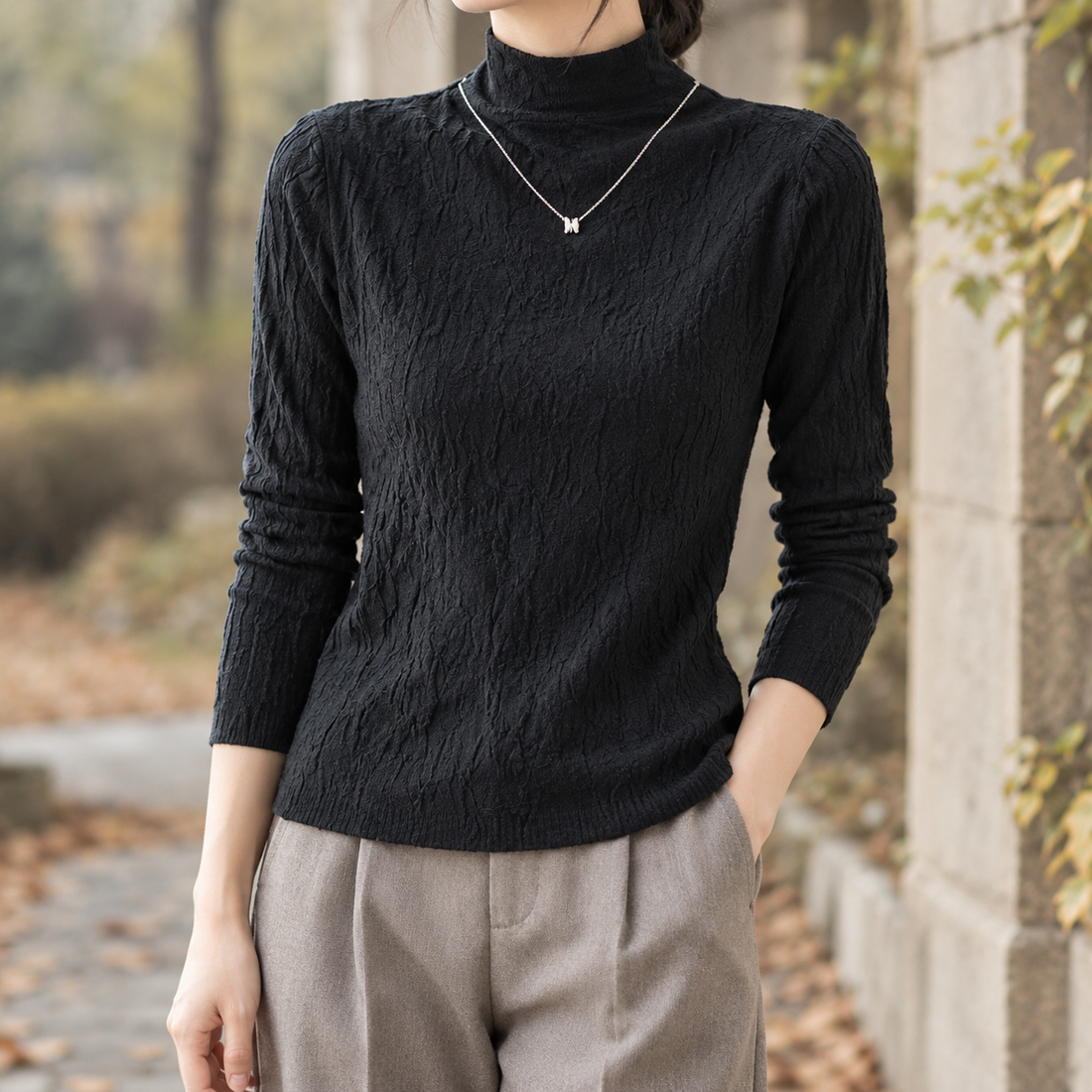 Cecilia-Louise Textured Top - Black