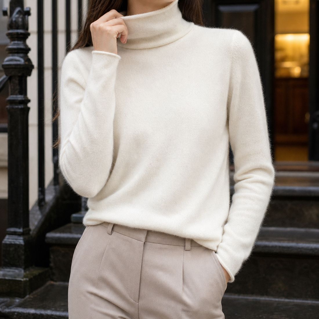 Arabelle-Claire Cashmere Turtleneck Sweater - White