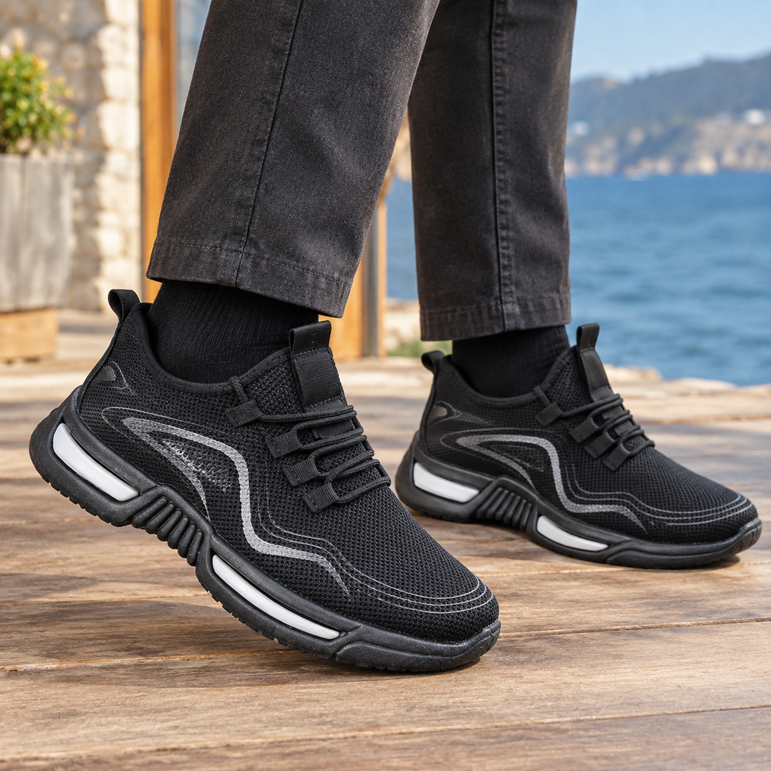 DeLuca Mesh Sneakers - Black