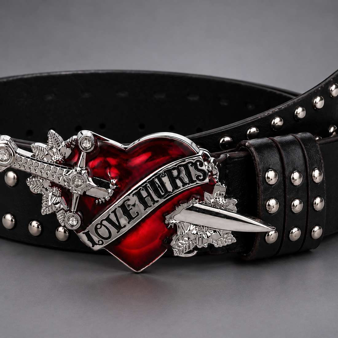 Nervesa Heart Buckle Belt - Lead Product Detail