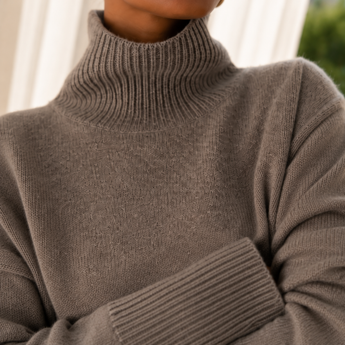 Edith Pullover Sweater - Lead Product Detail