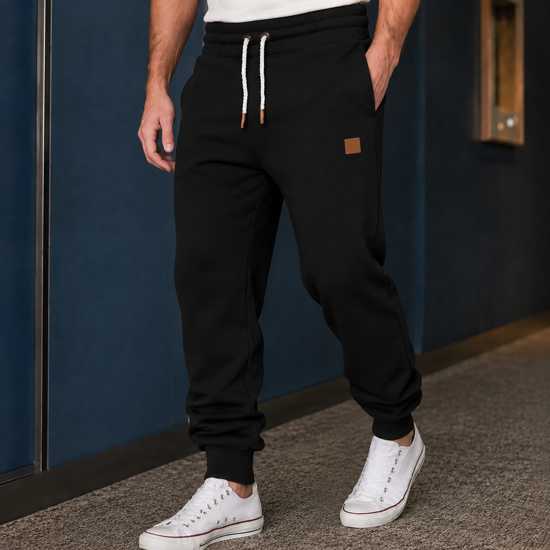 Matthias Tapered Joggers - Black