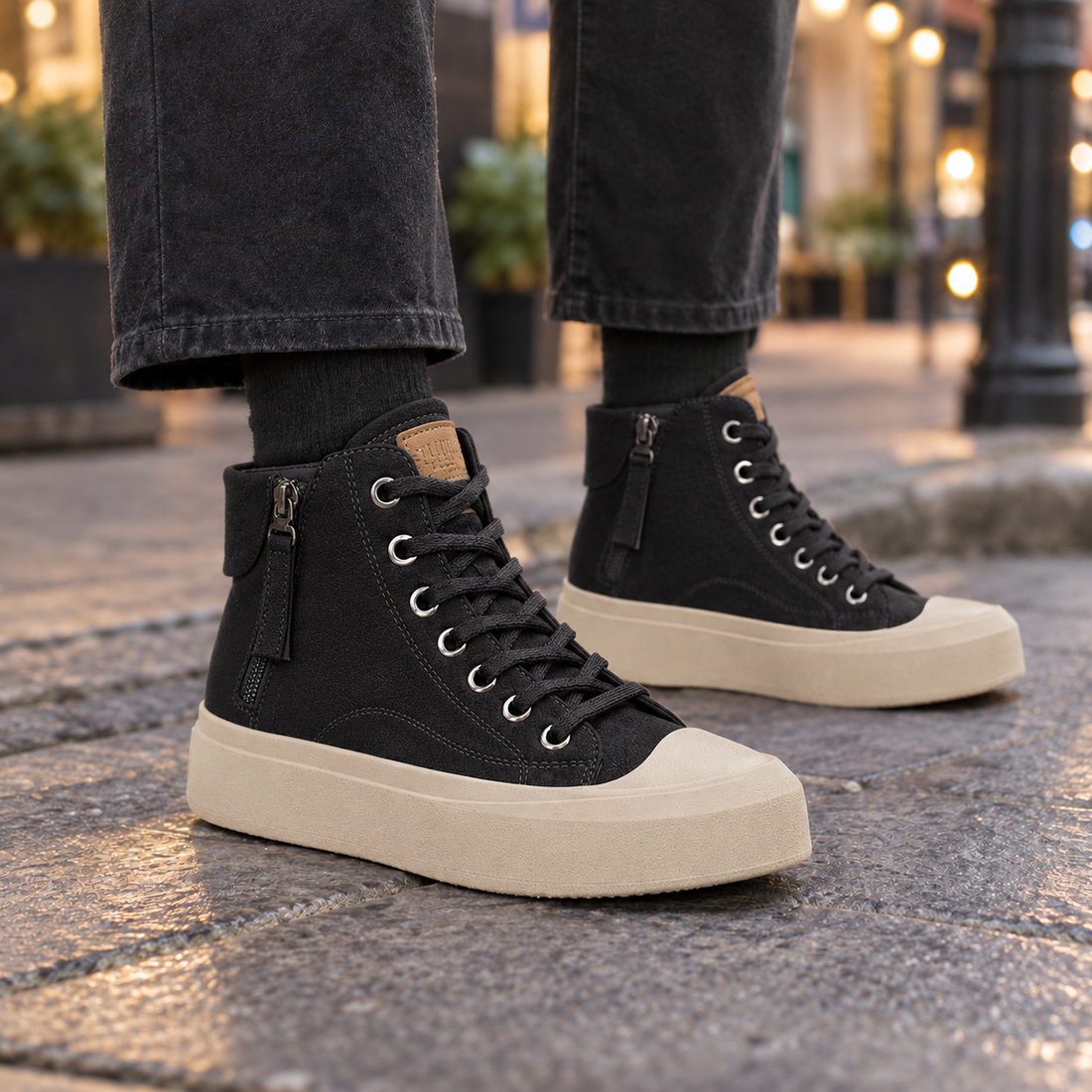 Albizzi Platform Boots - Black