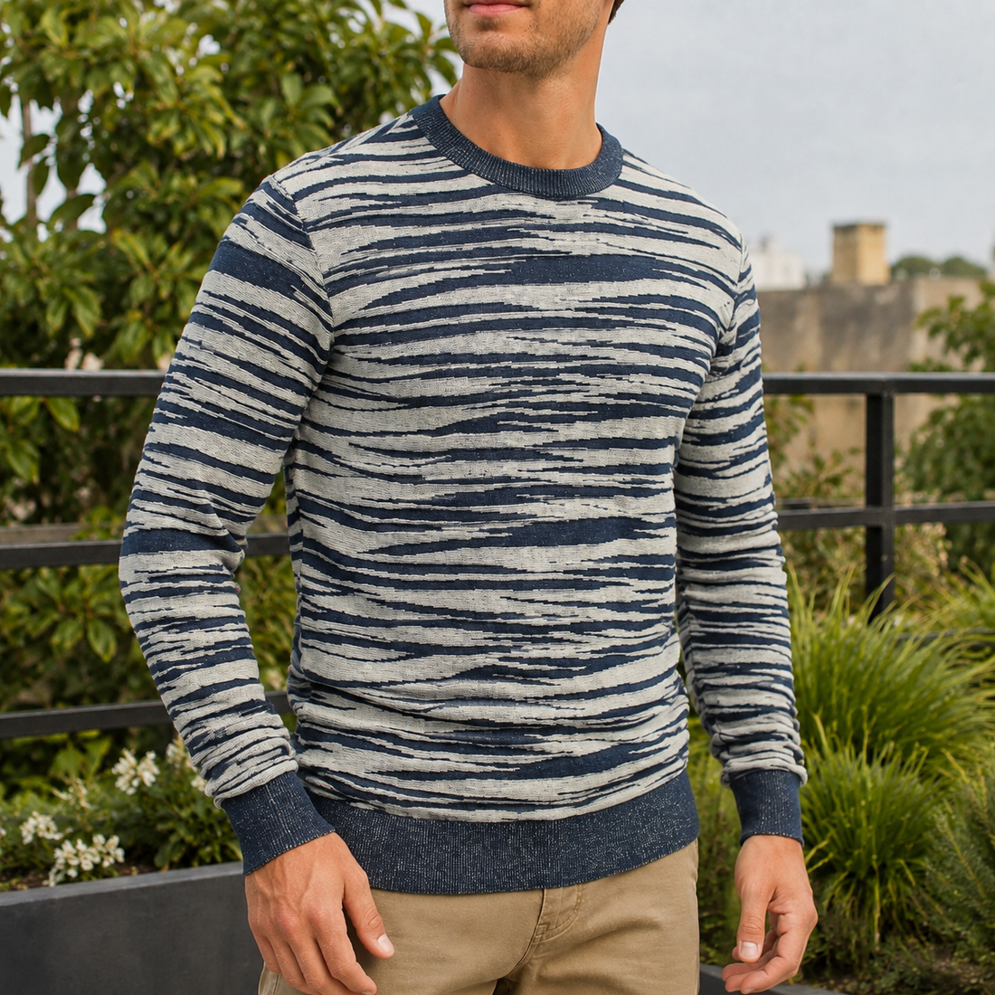 Edmund Textured Knit Sweater - Sky Captain
