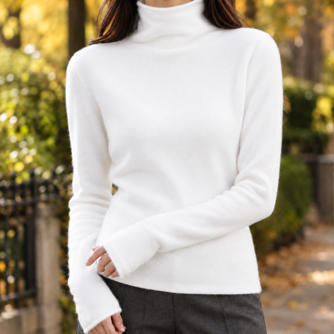 Josephine-Jane Wool Turtleneck - White