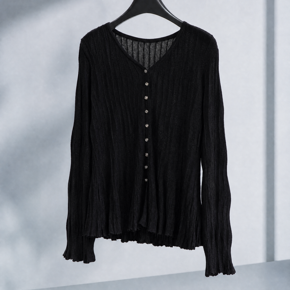 Ilaria-Lane V-Neck Cardigan - Black