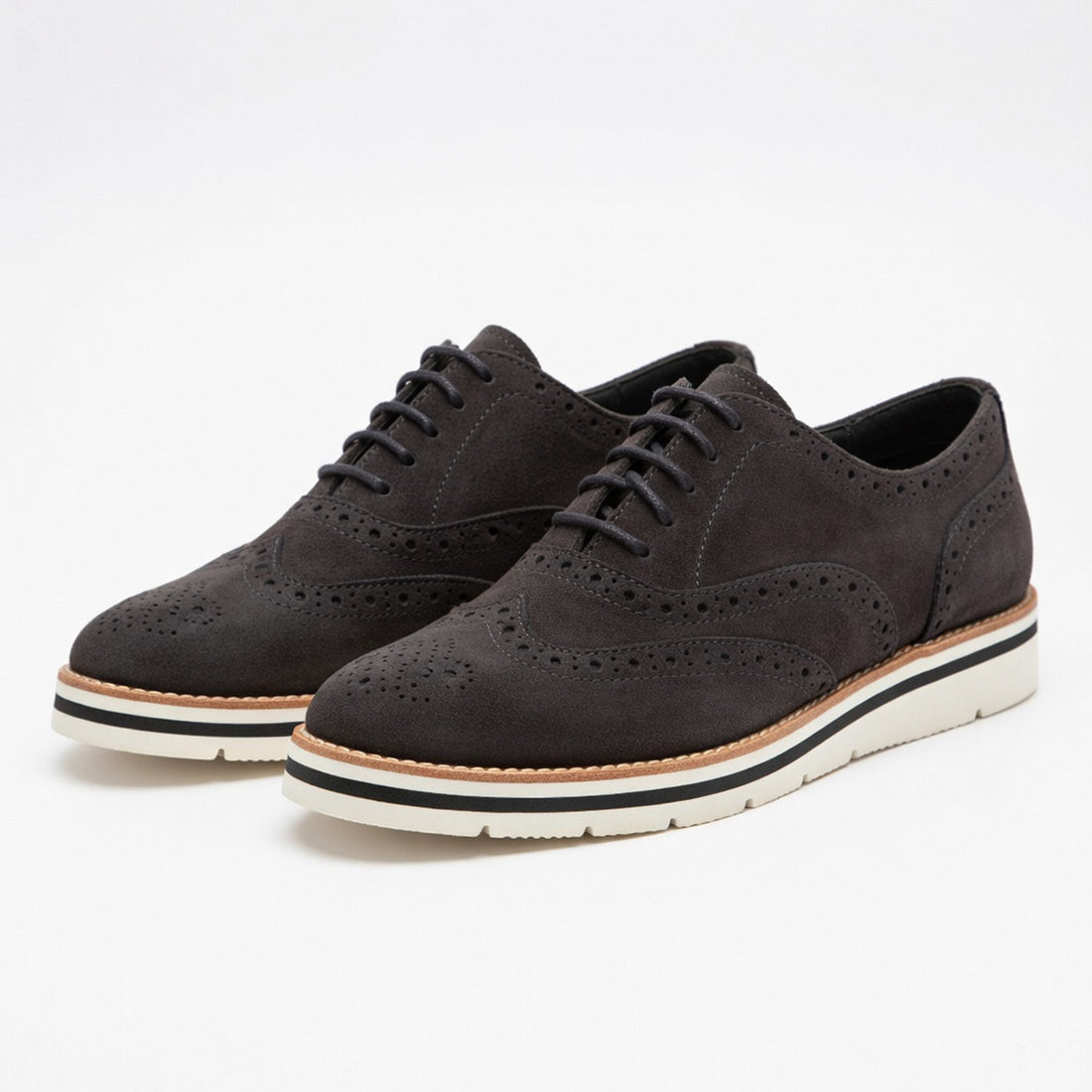 San Sebastian Brogues