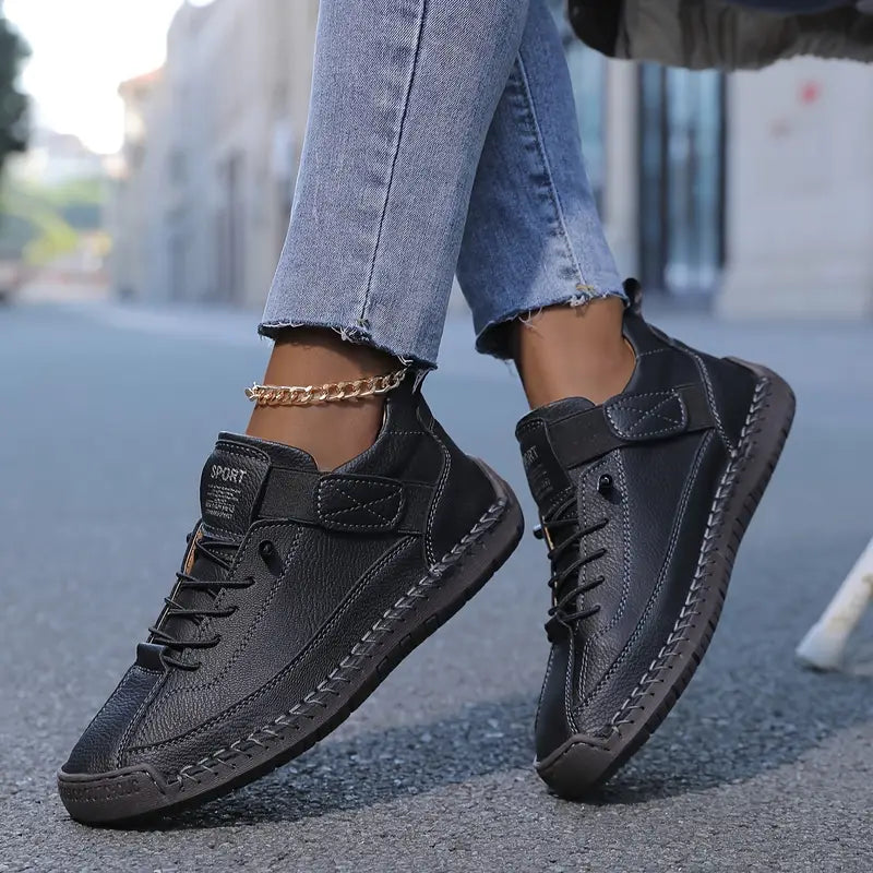 Saela Comfort Sneakers
