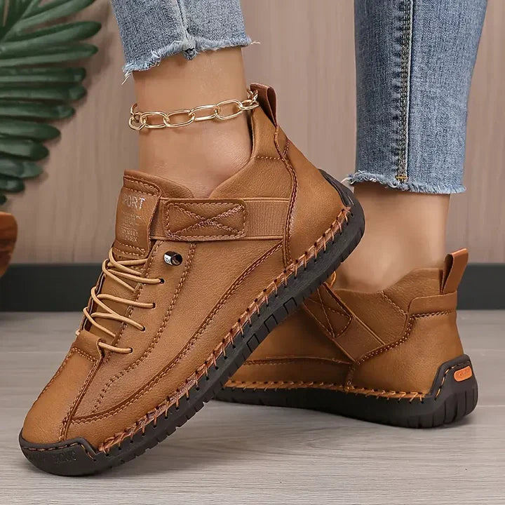 Saela Comfort Sneakers
