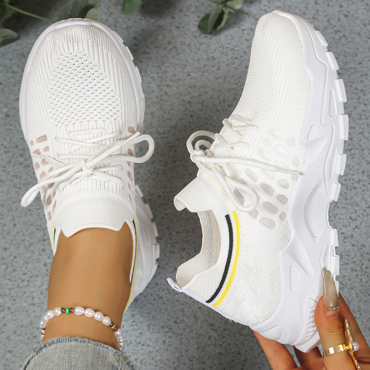 Maica Arch Support Sneakers