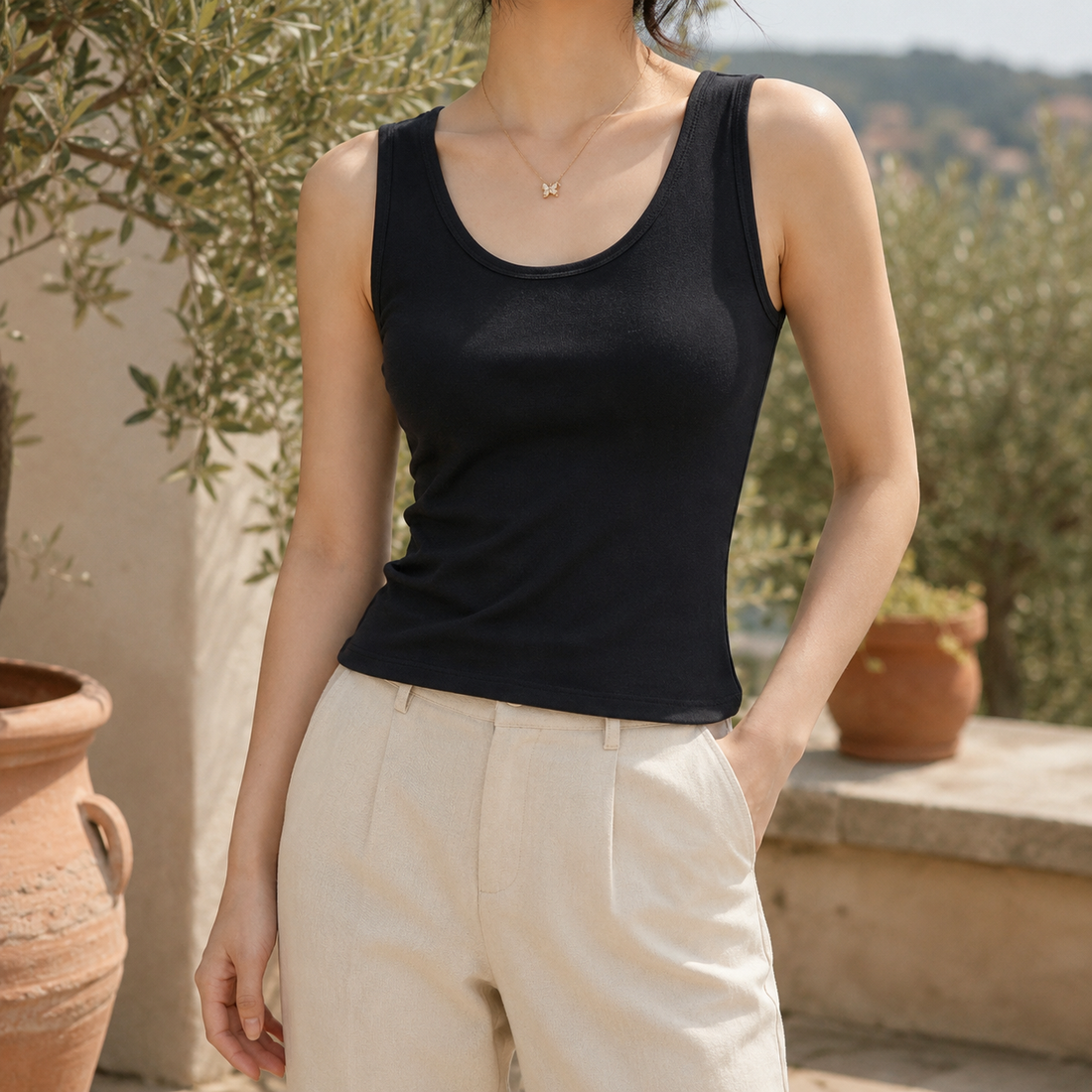 Junia Scoop Neck Tank - Black