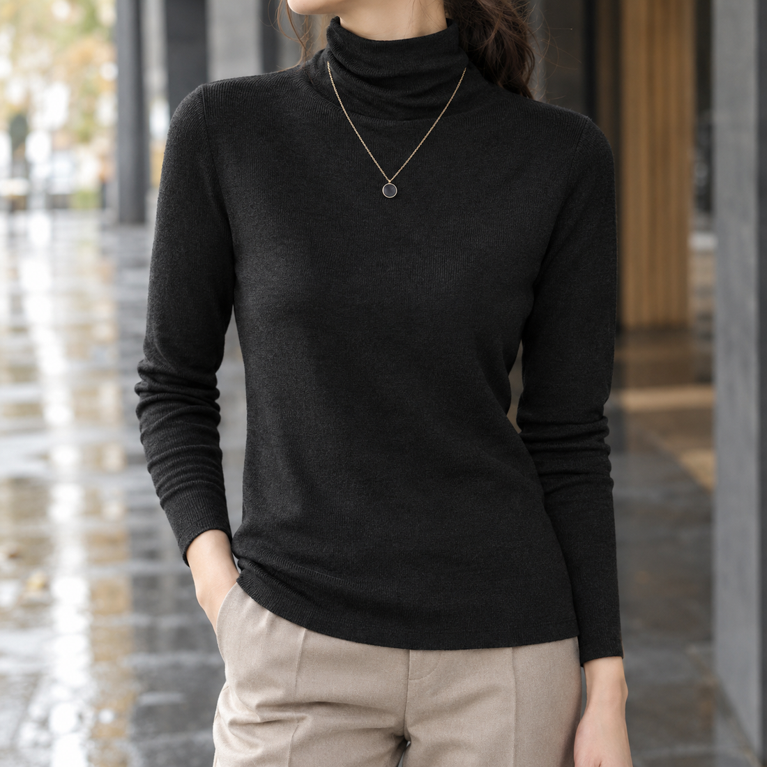 Elowen-Mae Wool Turtleneck - Black