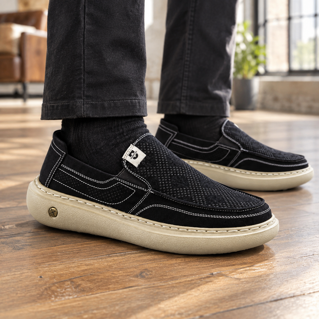 Saluzzo Slip-On Loafers - Black
