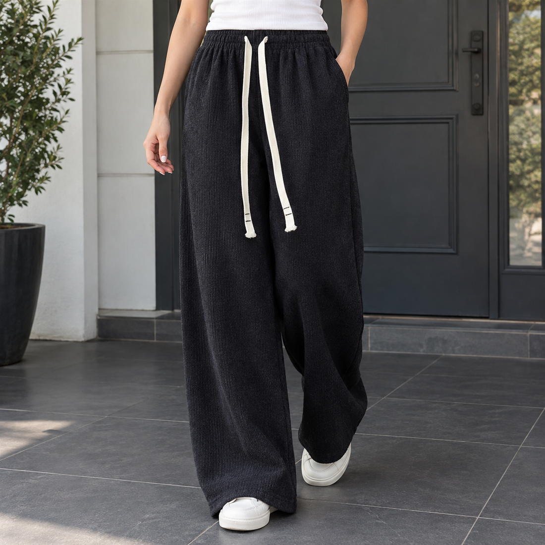 Laurel-Grace Wide Leg Pants - Black