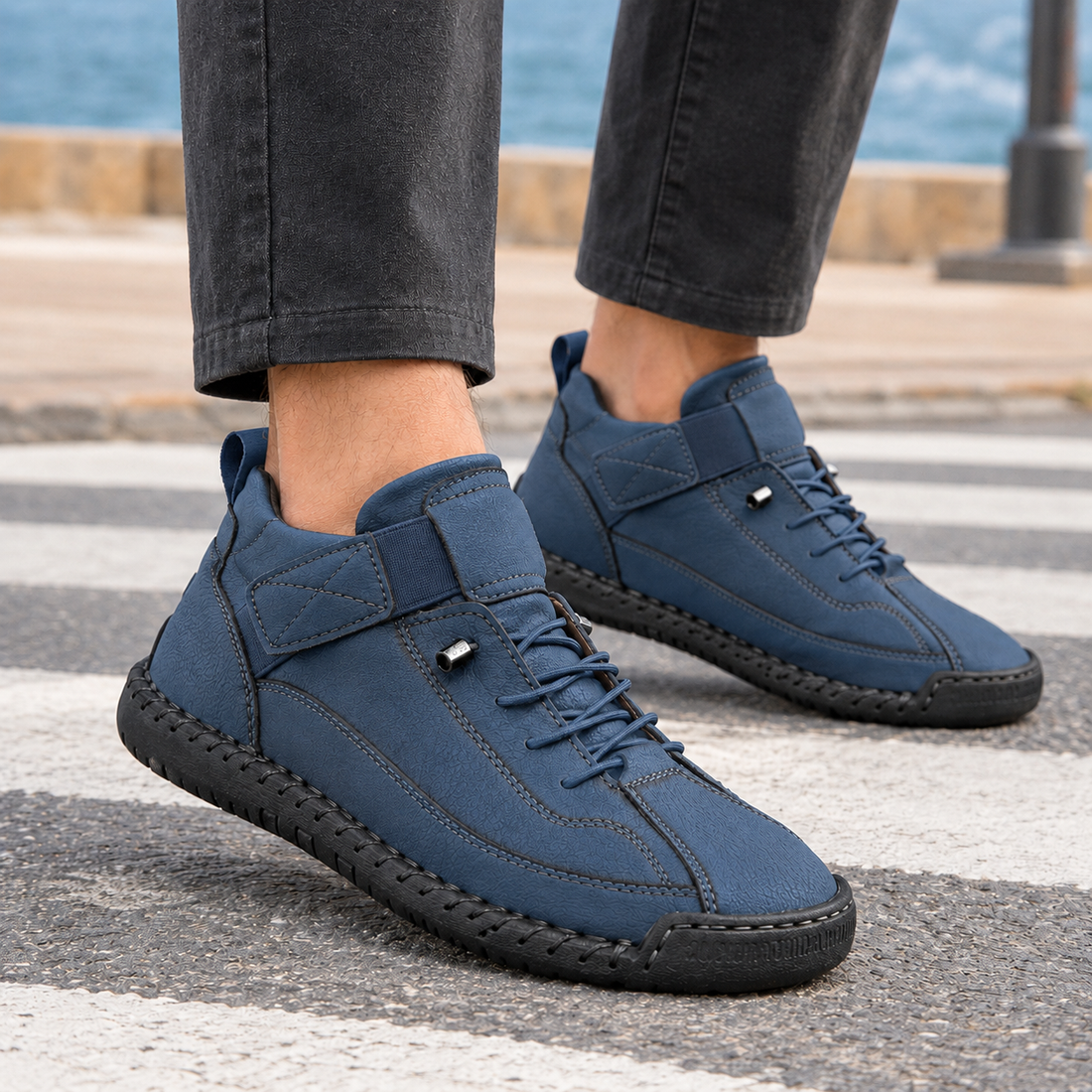 Parodi Stitched Sneakers - Blue
