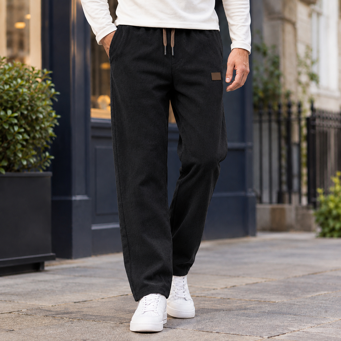 Leopold-Ellis Straight Leg Pants - Black
