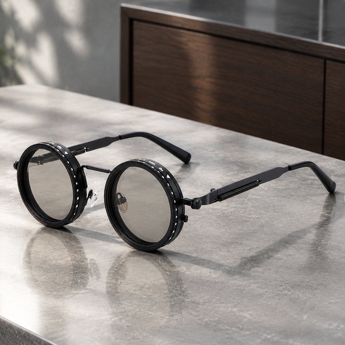 Maurice Rotating Sunglasses - Black