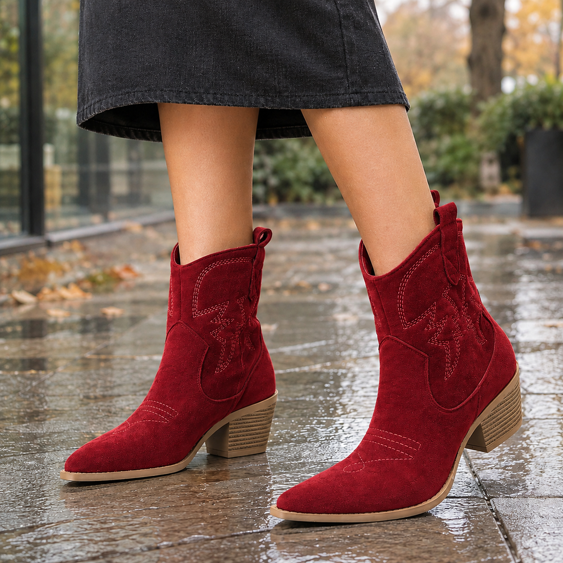 Mazzini-Parma Suede Western Boots - Red